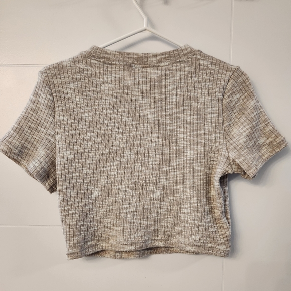 H&M Divided Crop Top Women's Medium Mixed Beige Short Sleeved Shirt For Teens - Picture 3 of 9